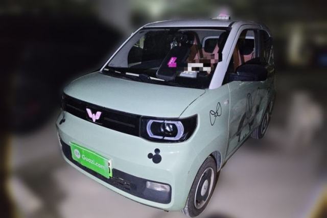 Used Wuling Hongguang MINIEV 2022 Macaron Fashion Model Lithium Iron Phosphate