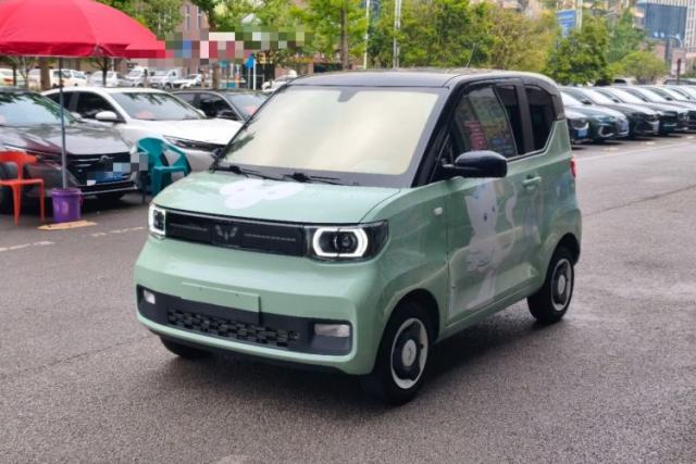 Used Wuling Hongguang MINIEV 2022 Macaron Premium Model – Lithium Ternary Battery
