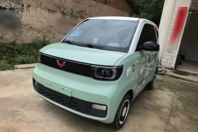 Used Wuling Hongguang MINIEV 2022 Macaron Premium Model – Lithium Iron Phosphate