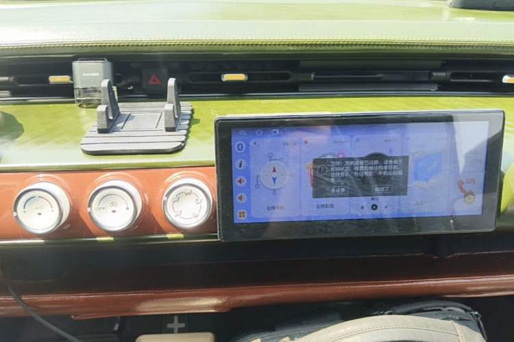 Used Wuling Hongguang MINIEV 2022 GAMEBOY 200km Gaming Edition with Lithium Iron Phosphate Audio And AC Panel