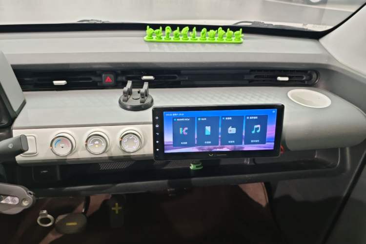 Used Wuling Hongguang MINIEV 2022 GAMEBOY 200km Gaming Edition with Lithium Iron Phosphate Audio And AC Panel