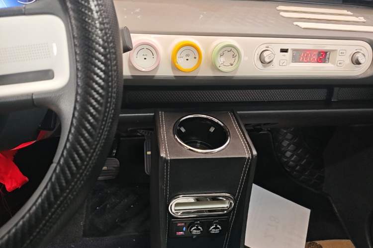 Used Wuling Hongguang MINIEV 2022 GAMEBOY 200km Gaming Edition with Lithium Iron Phosphate Audio And AC Panel