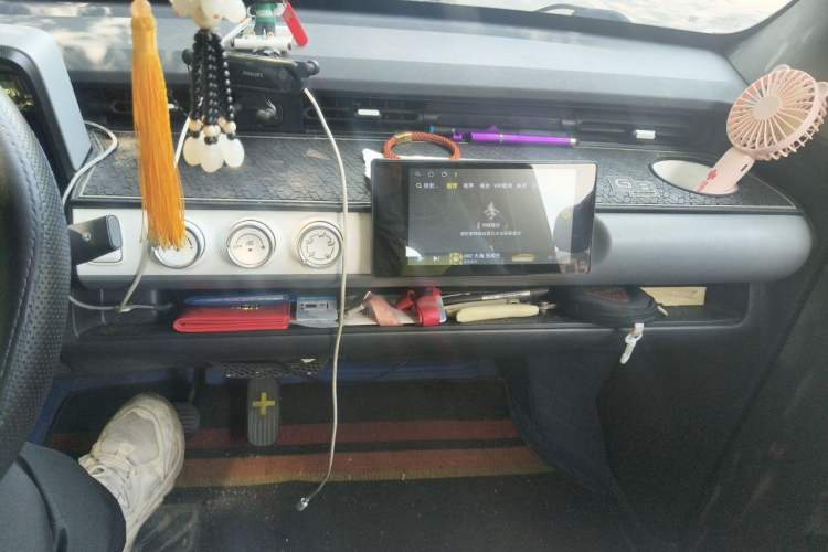 Used Wuling Hongguang MINIEV 2022 GAMEBOY 300km Enthusiast Model with Lithium Iron Phosphate Audio And AC Panel