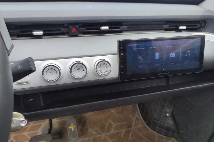 Used Wuling Hongguang MINIEV 2022 GAMEBOY 200km Gaming Edition with Lithium Iron Phosphate Audio And AC Panel