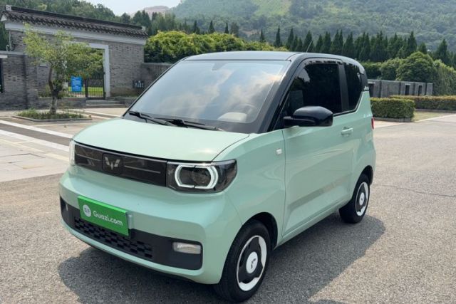 Used Wuling Hongguang MINIEV 2022 Macaron Premium Model – Lithium Iron Phosphate