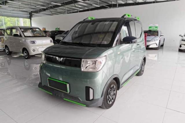 Used Wuling Hongguang MINIEV 2022 GAMEBOY 200km Play Edition with Lithium Iron Phosphate