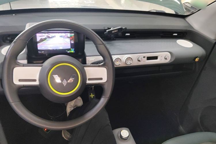 Used Wuling Hongguang MINIEV 2022 GAMEBOY 200km Gaming Edition with Lithium Iron Phosphate Center Console