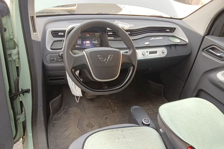 Used Wuling Hongguang MINIEV 2022 Macaron Premium Model – Lithium Iron Phosphate Center Console