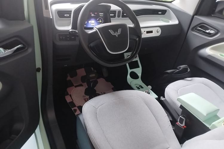 Used Wuling Hongguang MINIEV 2022 Macaron Premium Model – Lithium Iron Phosphate Center Console
