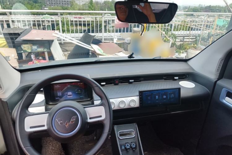 Used Wuling Hongguang MINIEV 2022 GAMEBOY 200km Gaming Edition with Lithium Iron Phosphate Center Console