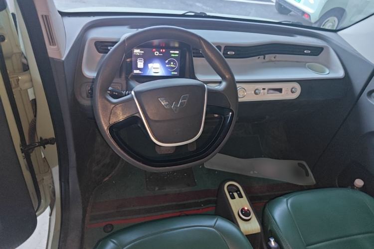 Used Wuling Hongguang MINIEV 2022 Enjoy Edition Lithium Iron Phosphate Center Console