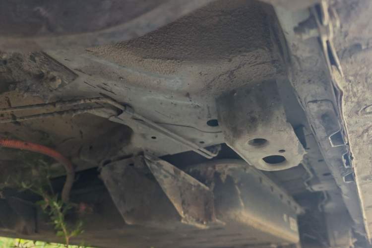Used Wuling Hongguang MINIEV 2022 Macaron Fashion Model Lithium Iron Phosphate Chassis Front Left