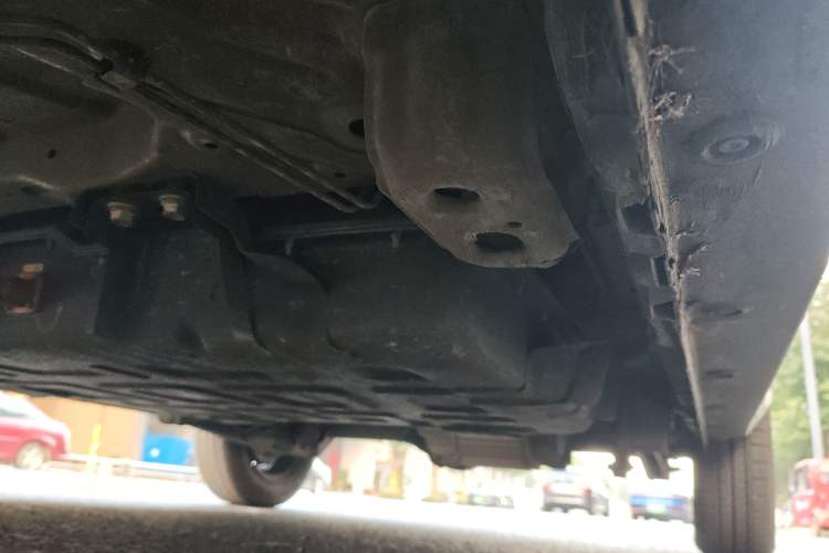 Used Wuling Hongguang MINIEV 2022 Macaron Premium Model – Lithium Ternary Battery Chassis Front Left