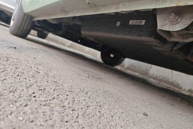 Used Wuling Hongguang MINIEV 2022 Macaron Fashion Model Lithium Iron Phosphate Chassis Rear Left