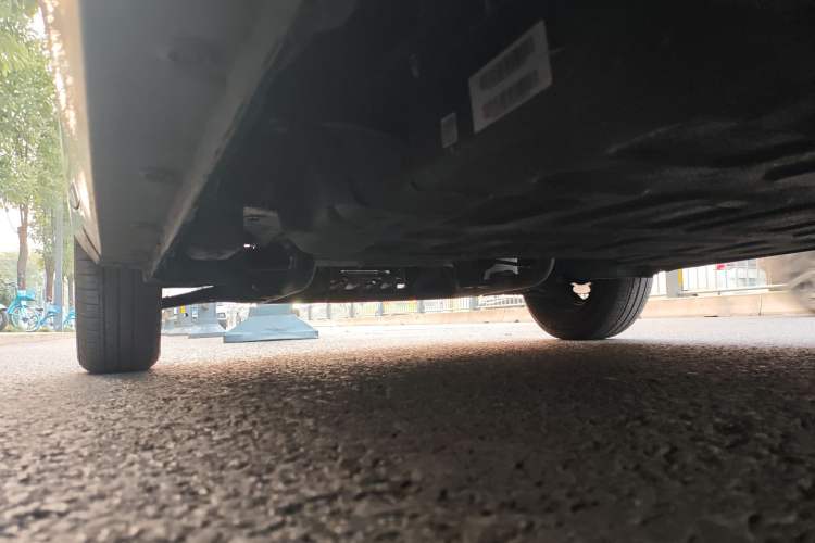 Used Wuling Hongguang MINIEV 2022 Macaron Premium Model – Lithium Ternary Battery Chassis Rear Left