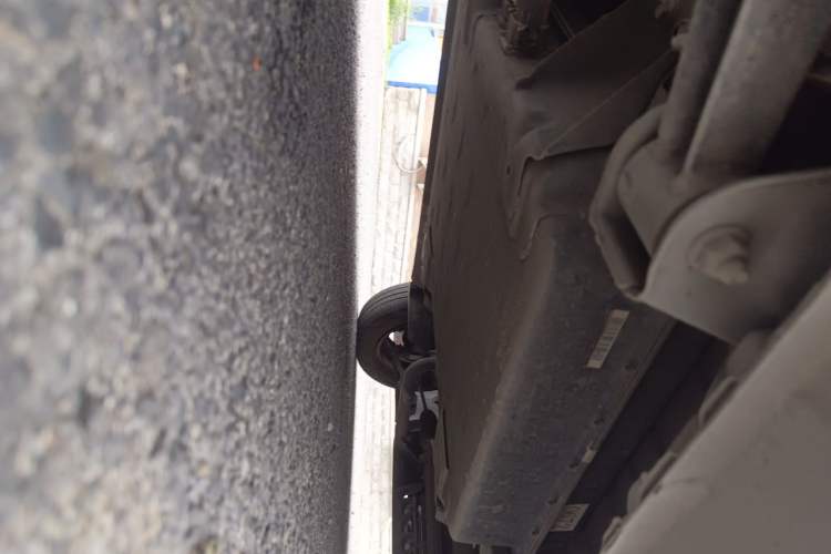 Used Wuling Hongguang MINIEV 2022 Macaron Fashion Model Lithium Iron Phosphate Chassis Rear Right