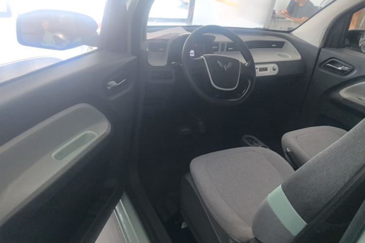 Used Wuling Hongguang MINIEV 2022 Macaron Fashion Edition Lithium-Nickel-Cobalt-Alpha-oxide Driver Seat