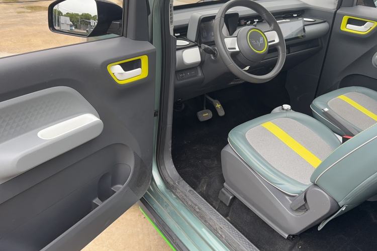 Used Wuling Hongguang MINIEV 2022 GAMEBOY 200km Gaming Edition with Lithium Iron Phosphate Driver Seat