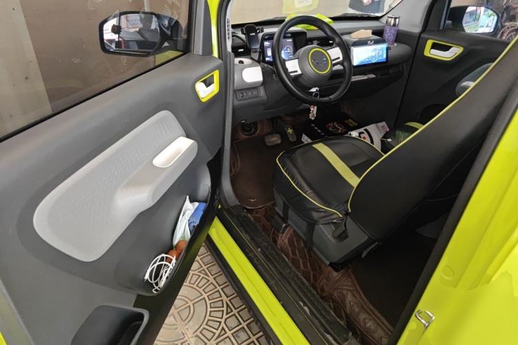 Used Wuling Hongguang MINIEV 2022 GAMEBOY 200km Gaming Edition with Lithium Iron Phosphate Driver Seat
