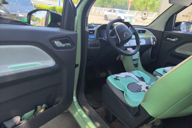 Used Wuling Hongguang MINIEV 2022 Macaron Fashion Model Lithium Iron Phosphate Driver Seat