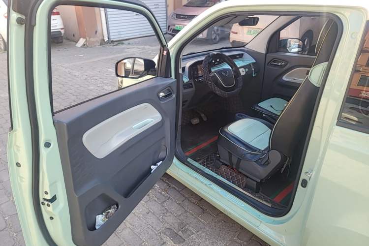 Used Wuling Hongguang MINIEV 2022 Enjoy Edition Lithium Iron Phosphate Driver Seat