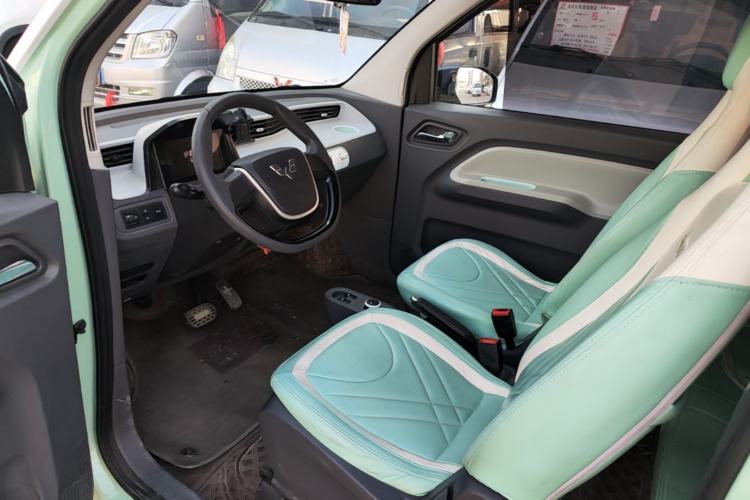 Used Wuling Hongguang MINIEV 2022 Macaron Fashion Model Lithium Iron Phosphate Driver Seat