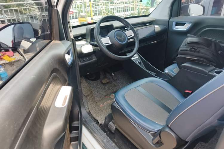 Used Wuling Hongguang MINIEV 2022 GAMEBOY 200km Gaming Edition with Lithium Iron Phosphate Driver Seat
