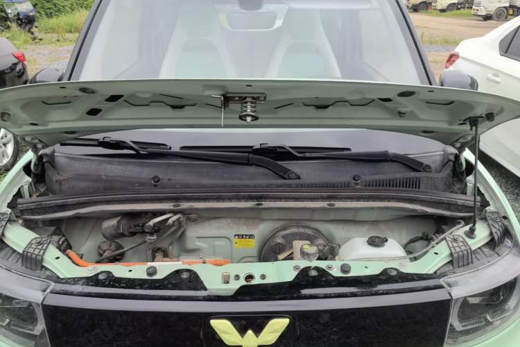 Used Wuling Hongguang MINIEV 2022 Macaron Premium Model – Lithium Iron Phosphate Engine Bay