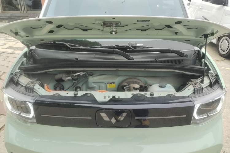 Used Wuling Hongguang MINIEV 2022 Macaron Premium Model – Lithium Iron Phosphate Engine Bay