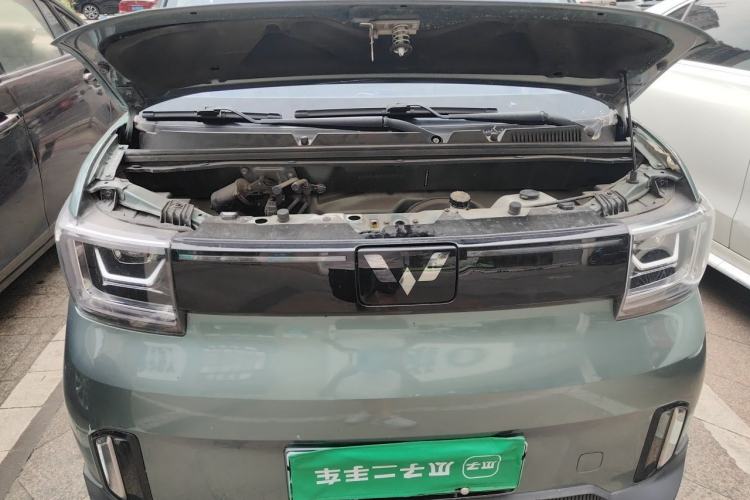 Used Wuling Hongguang MINIEV 2022 GAMEBOY 300km Enthusiast Model with Lithium Iron Phosphate Engine Bay