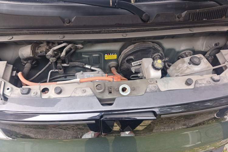 Used Wuling Hongguang MINIEV 2022 GAMEBOY 200km Gaming Edition with Lithium Iron Phosphate Engine Bay