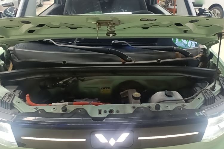 Used Wuling Hongguang MINIEV 2022 Macaron Premium Model – Lithium Ternary Battery Engine Bay