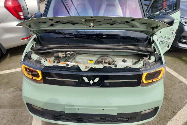 Used Wuling Hongguang MINIEV 2022 Macaron Premium Model – Lithium Ternary Battery Engine Bay