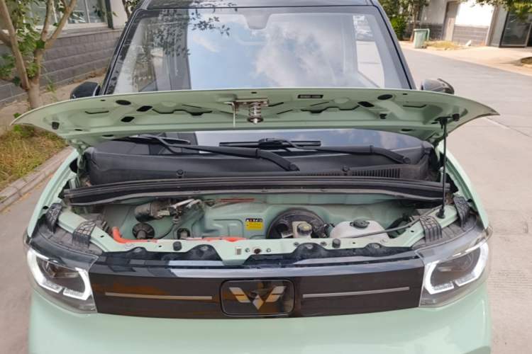 Used Wuling Hongguang MINIEV 2022 Macaron Premium Model – Lithium Iron Phosphate Engine Bay