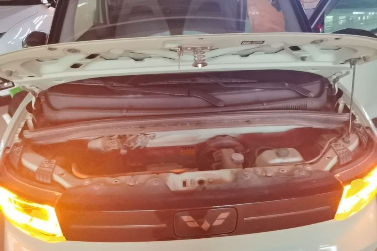 Used Wuling Hongguang MINIEV 2022 Macaron Premium Model – Lithium Iron Phosphate Engine Bay