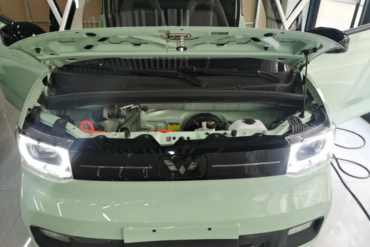 Used Wuling Hongguang MINIEV 2022 Macaron Premium Model – Lithium Iron Phosphate Engine Bay