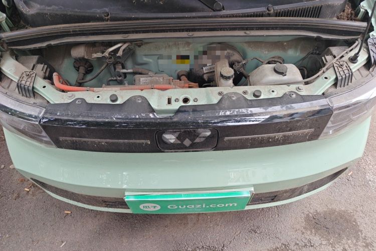 Used Wuling Hongguang MINIEV 2022 Macaron Fashion Model Lithium Iron Phosphate Engine Bay