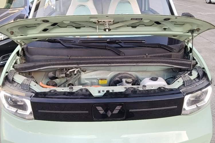 Used Wuling Hongguang MINIEV 2022 Macaron Premium Model – Lithium Iron Phosphate Engine Bay