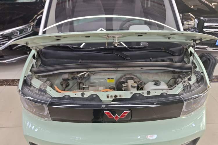 Used Wuling Hongguang MINIEV 2022 Macaron Premium Model – Lithium Iron Phosphate Engine Bay