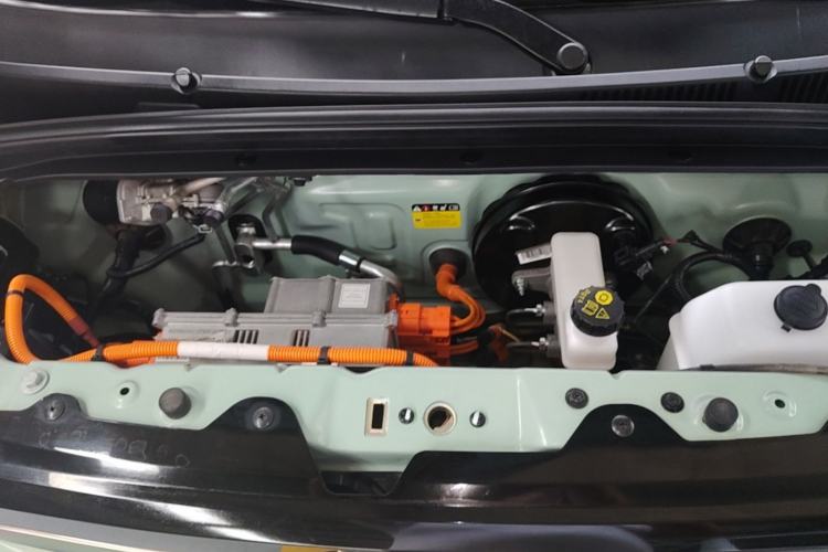 Used Wuling Hongguang MINIEV 2022 Macaron Premium Model – Lithium Iron Phosphate Engine Bay