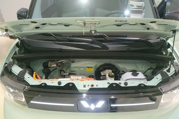Used Wuling Hongguang MINIEV 2022 Macaron Premium Model – Lithium Iron Phosphate Engine Bay