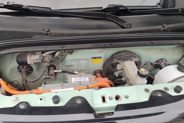 Used Wuling Hongguang MINIEV 2022 Macaron Premium Model – Lithium Iron Phosphate Engine Bay