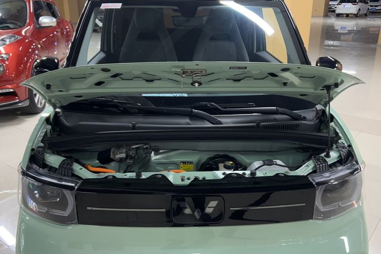 Used Wuling Hongguang MINIEV 2022 Macaron Premium Model – Lithium Iron Phosphate Engine Bay