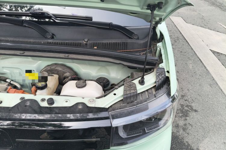 Used Wuling Hongguang MINIEV 2022 Macaron Premium Model – Lithium Iron Phosphate Engine Bay Left