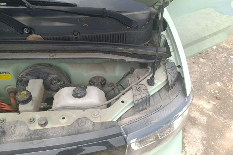 Used Wuling Hongguang MINIEV 2022 Macaron Premium Model – Lithium Iron Phosphate Engine Bay Left