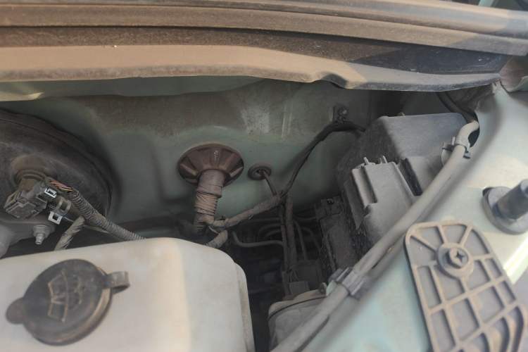 Used Wuling Hongguang MINIEV 2022 Macaron Premium Model – Lithium Iron Phosphate Engine Bay Left