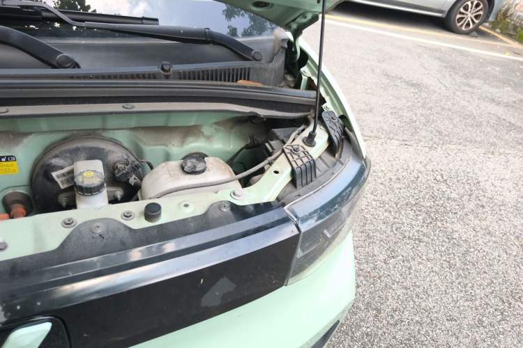 Used Wuling Hongguang MINIEV 2022 Macaron Premium Model – Lithium Iron Phosphate Engine Bay Left