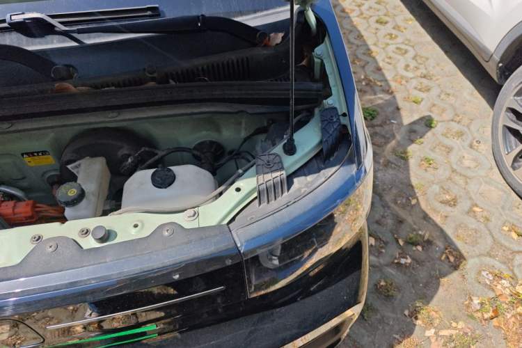 Used Wuling Hongguang MINIEV 2022 Macaron Premium Model – Lithium Iron Phosphate Engine Bay Left