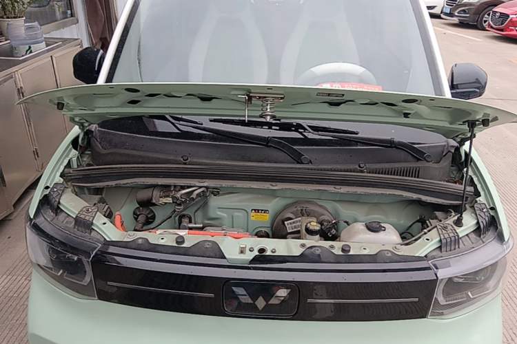 Used Wuling Hongguang MINIEV 2022 Macaron Premium Model – Lithium Iron Phosphate Engine Bay