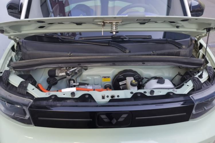Used Wuling Hongguang MINIEV 2022 Macaron Premium Model – Lithium Iron Phosphate Engine Bay